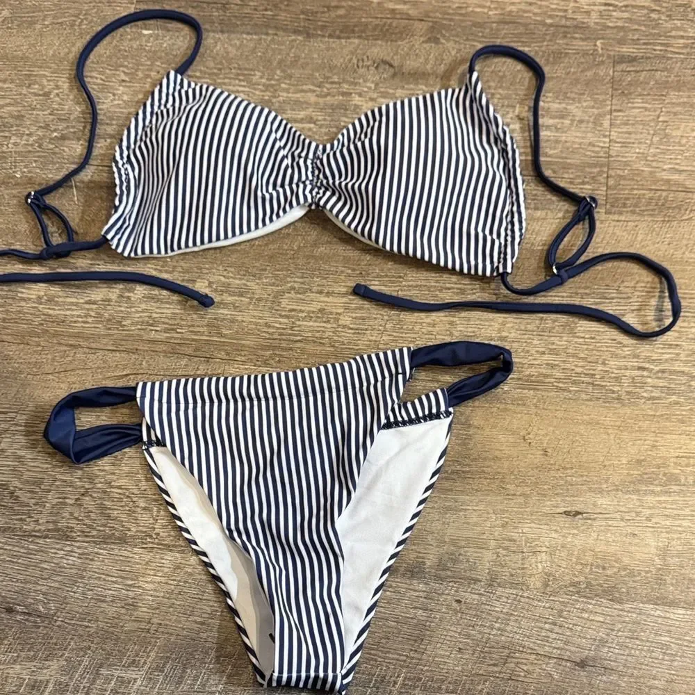 Size Large 2‎ Pc Navy Blue & White Bikini